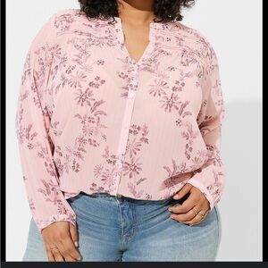 Torrid Crinkle Chiffon Pink Peasant Lurex Sheered Long Sleeve Blouse Size 1